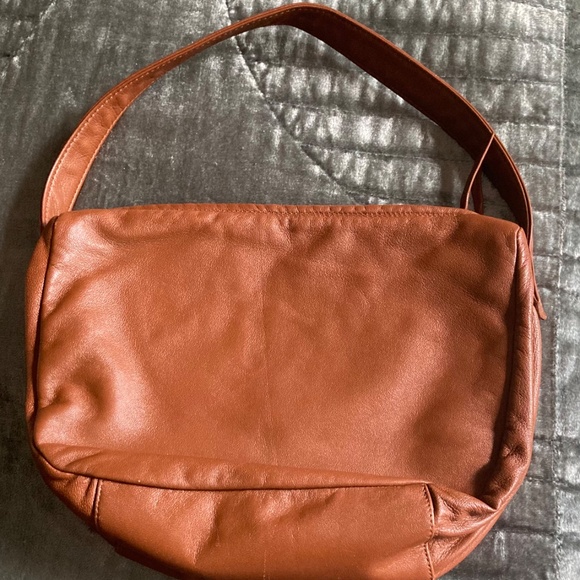LES COPAINS Leather shoulder bag Tan - Picture 2 of 4